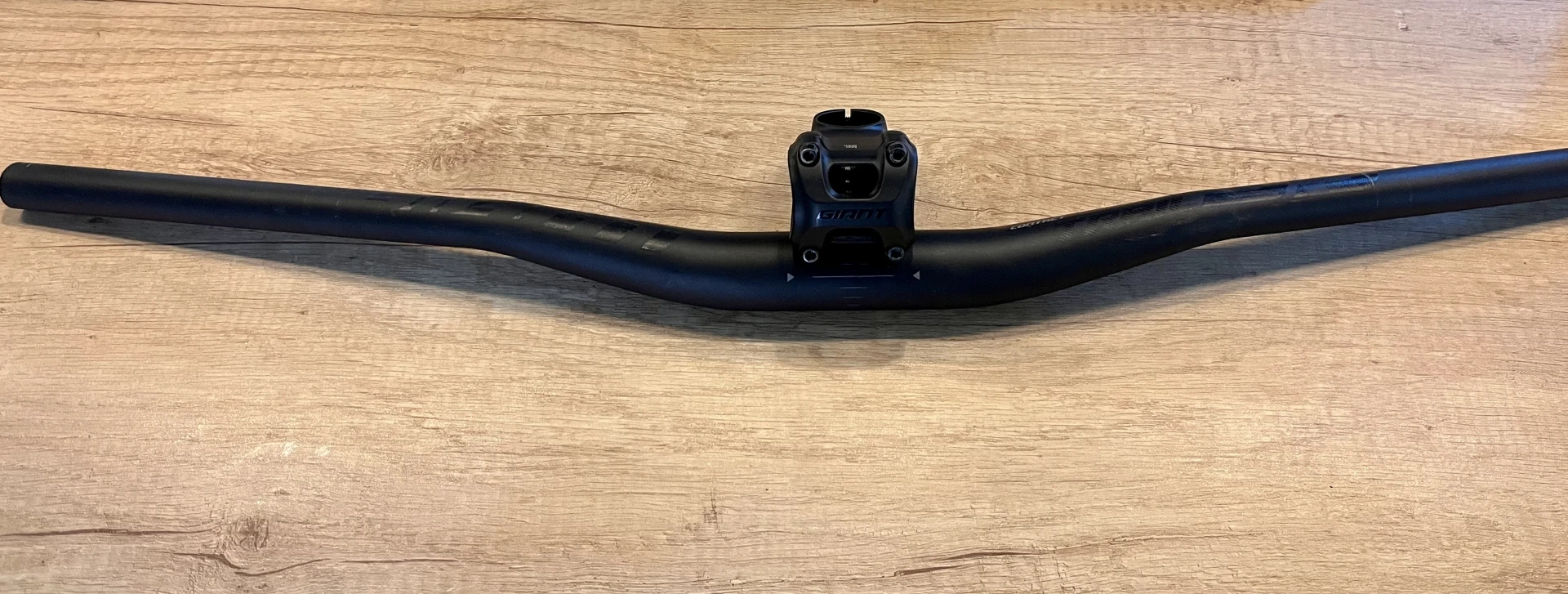 1. Pipa Giant Contact SL 35 (60 mm)