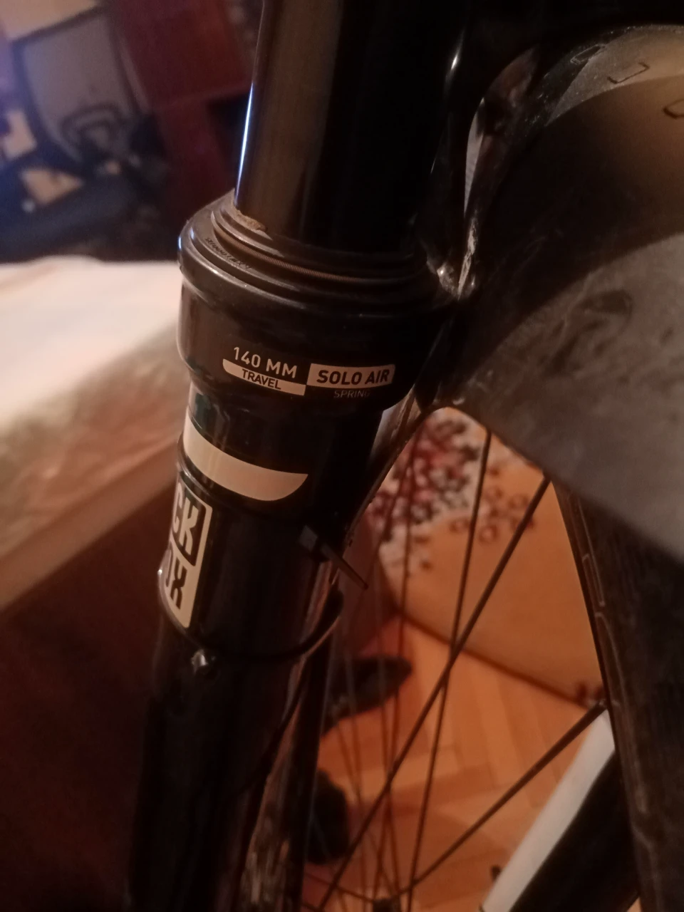 1. Furca rockshox revelation
