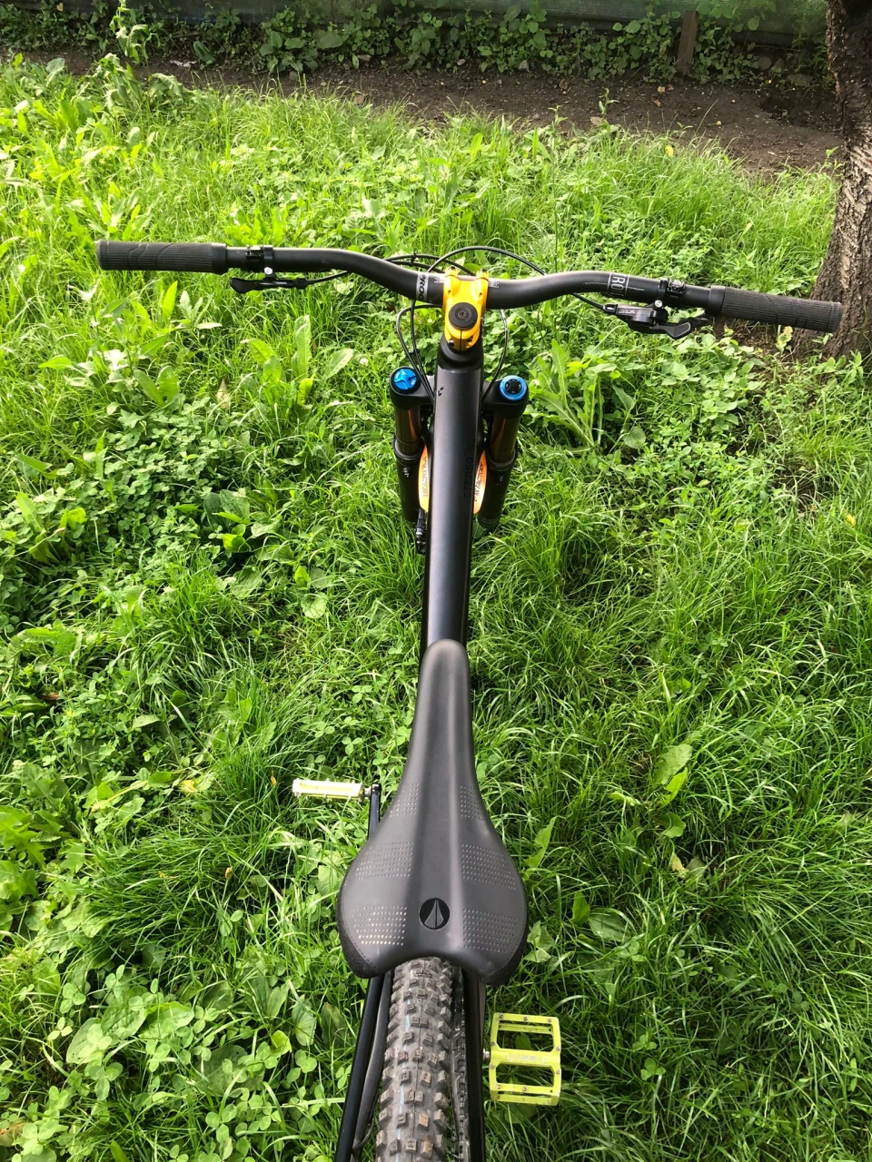 1. Bicicleta full suspension Cube Stere_SL, cadru L, echipare FOX Kashima