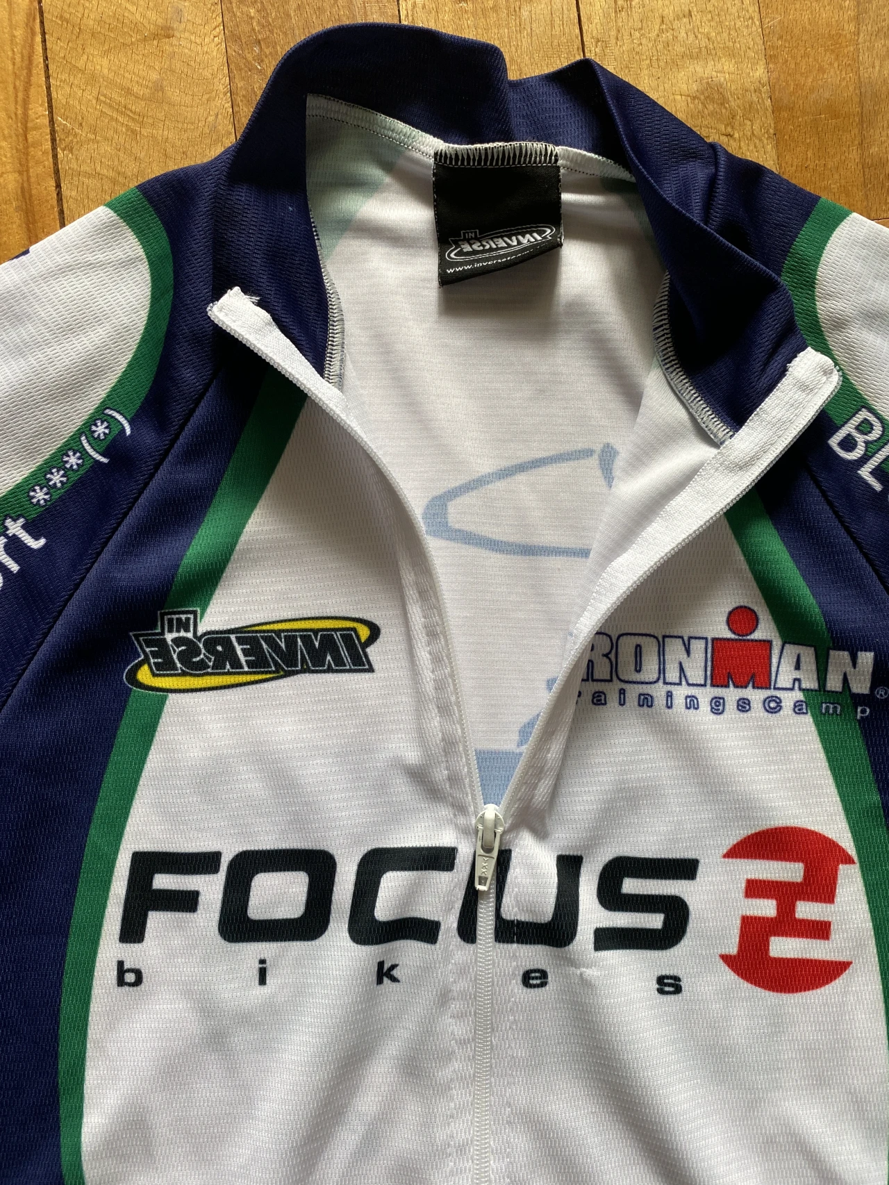 1. Tricou Focus M