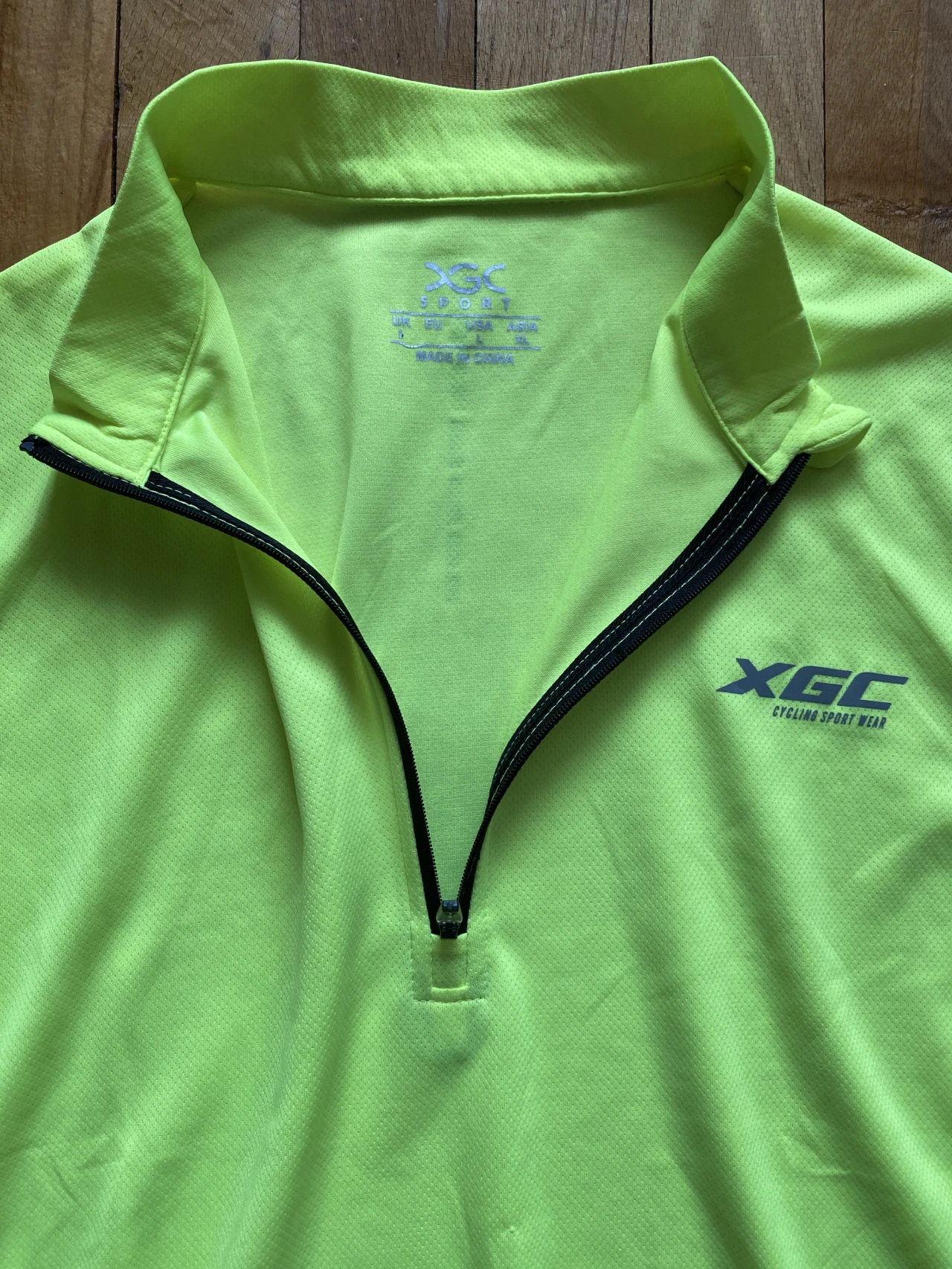 1. Tricou XGC L