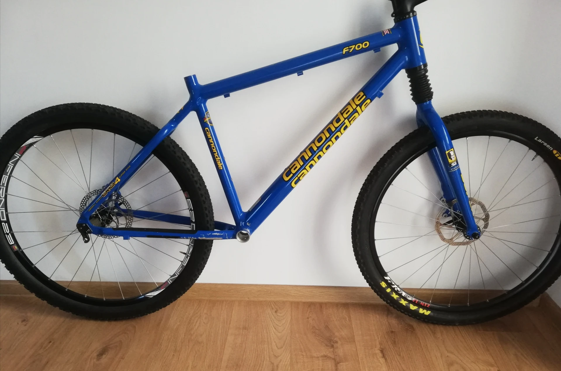 1. Set Coda expert - cannondale f 700
