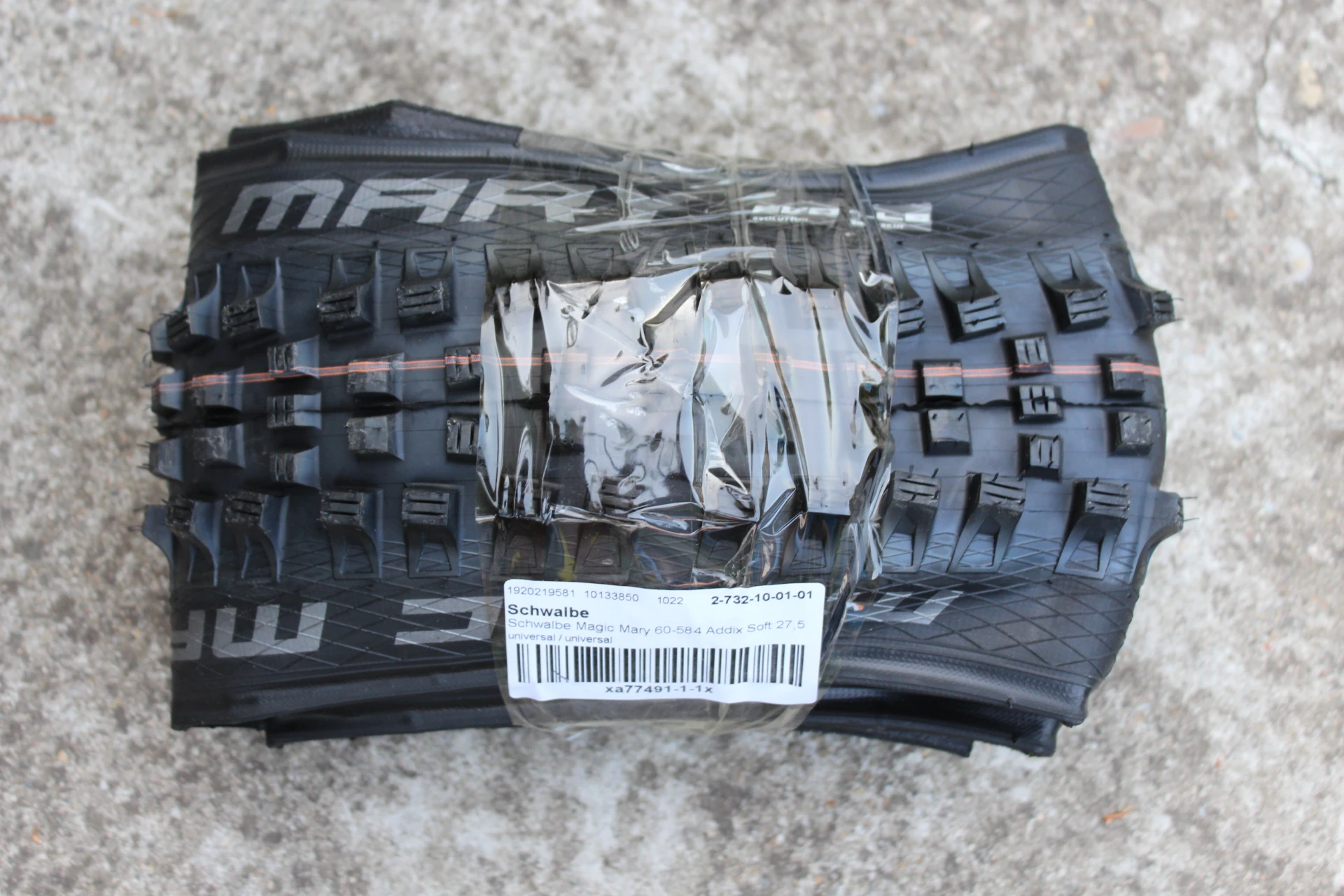 1. Schwalbe Magic Mary Evo 27.5x2.35 Addix Soft - Super Trail TL-Easy