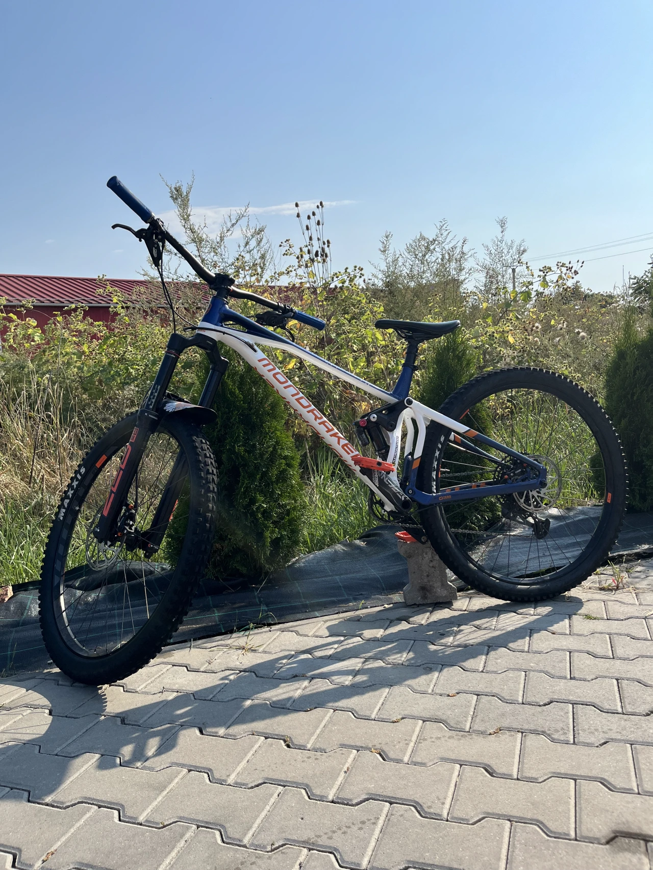 6. Mondraker Superfoxy 2021