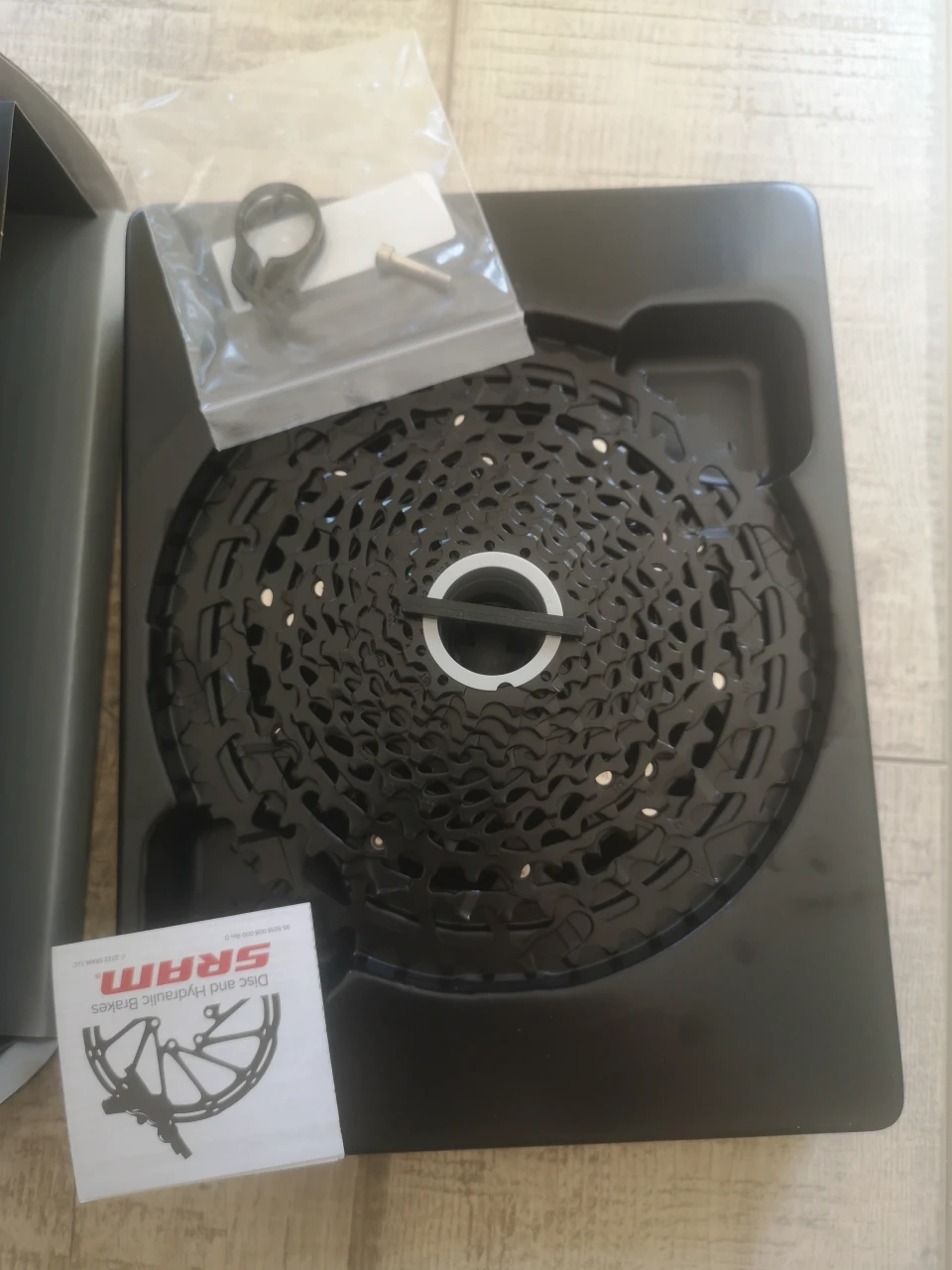 1. Transmisie SRAM NX Eagle DUB 32T Boost