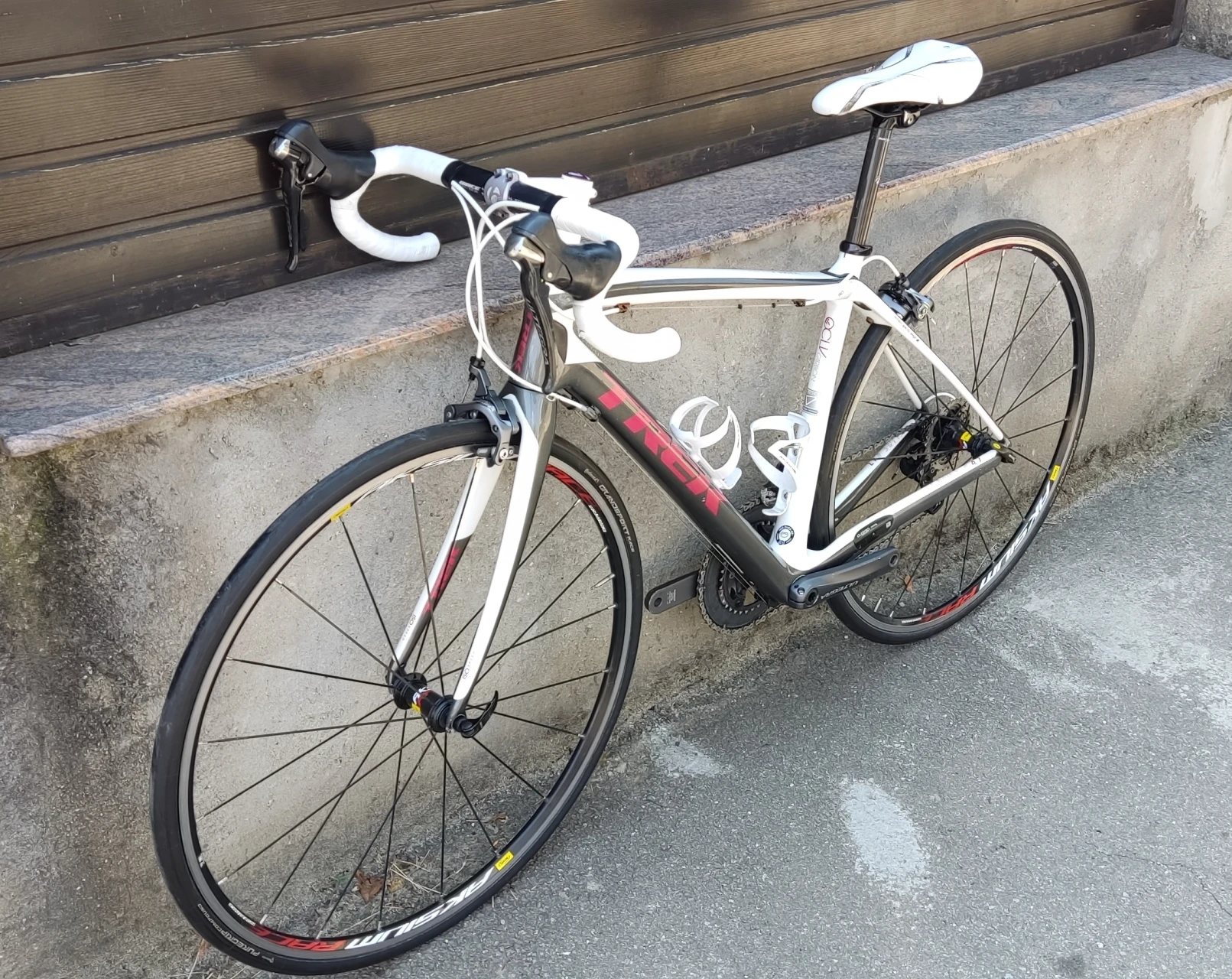 2. Trek Domane 4.7 WSD Womens