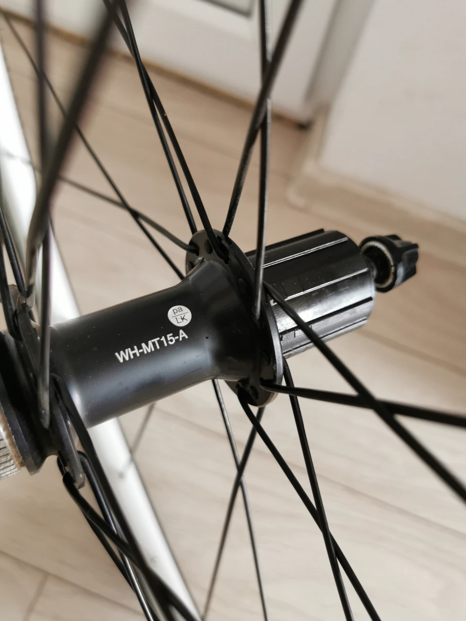 1. Roti noi shimano mt 15 28/29