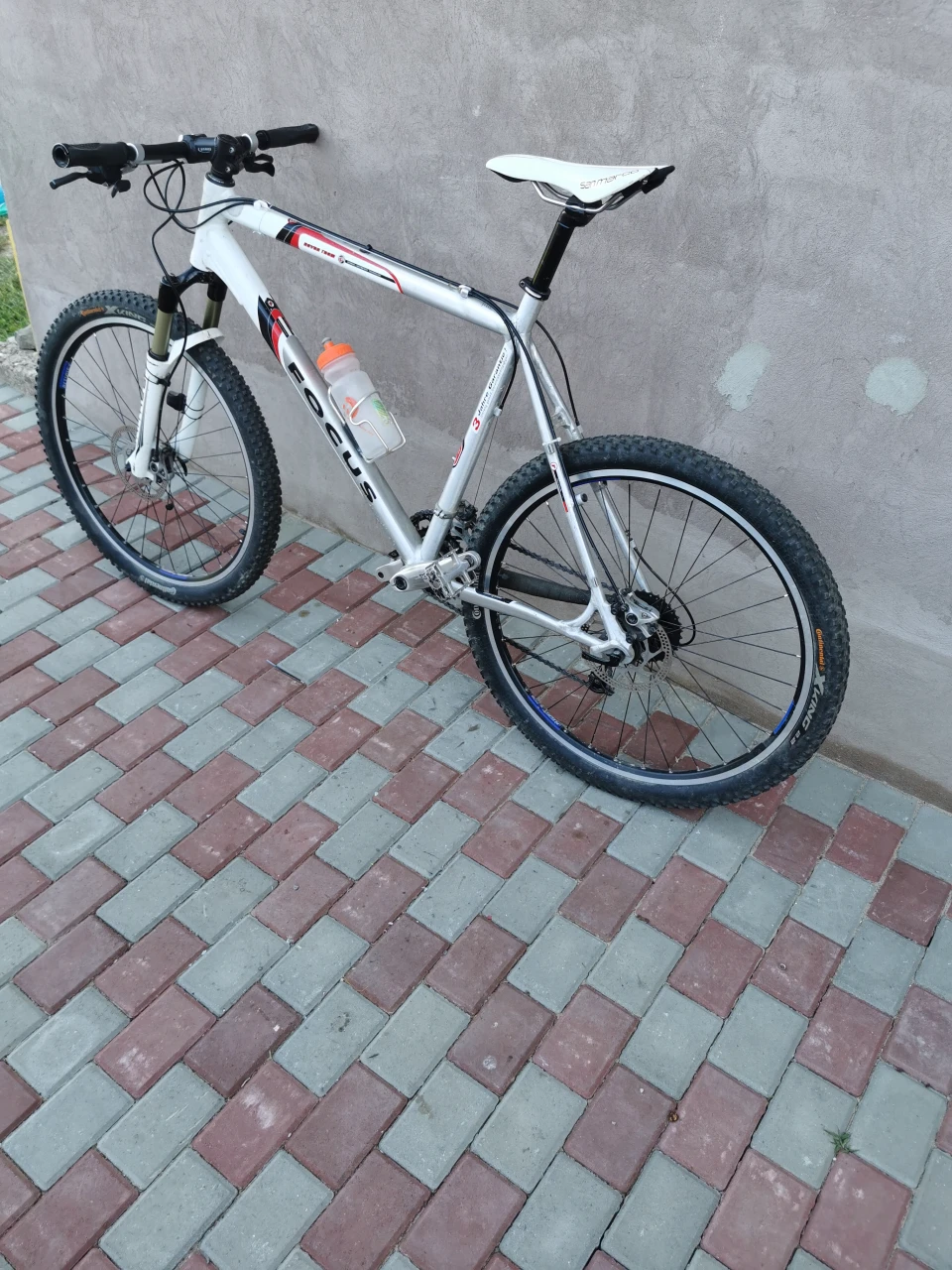 3. Mtb focus raven înainte de 29