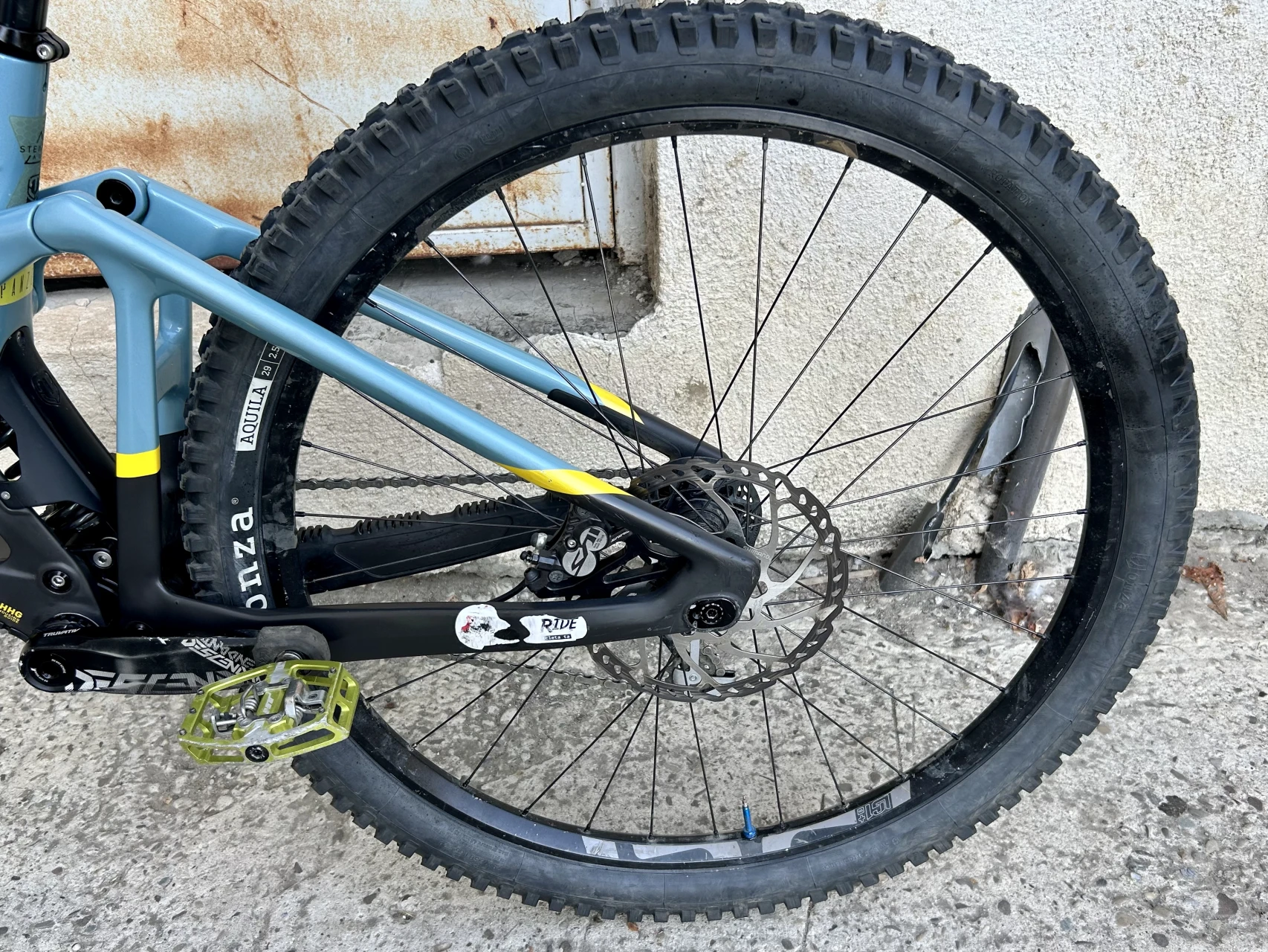 1. Mondraker Summum Carbon R 2022