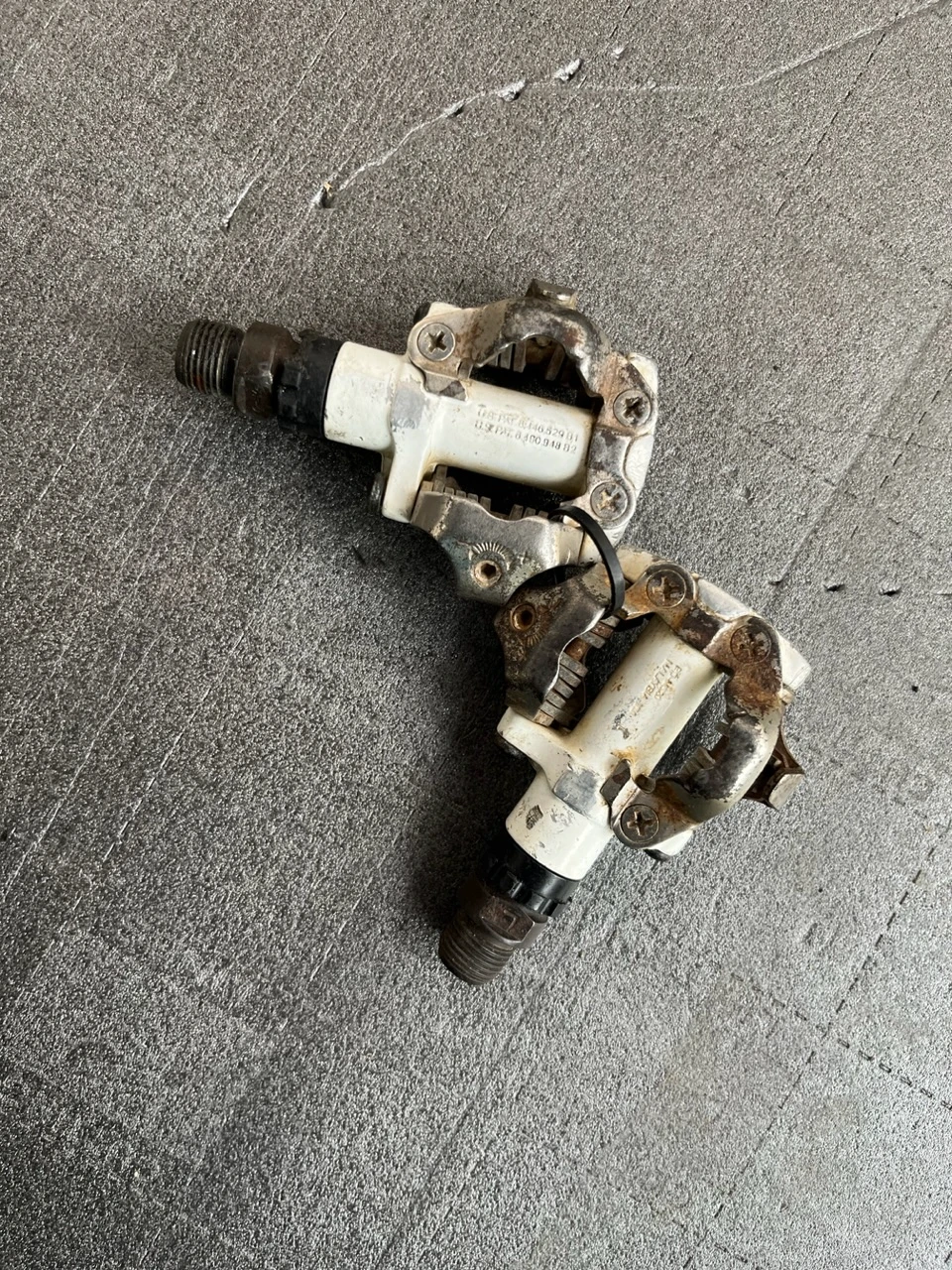 1. Pedale SPD mtb Shimano pd-m520