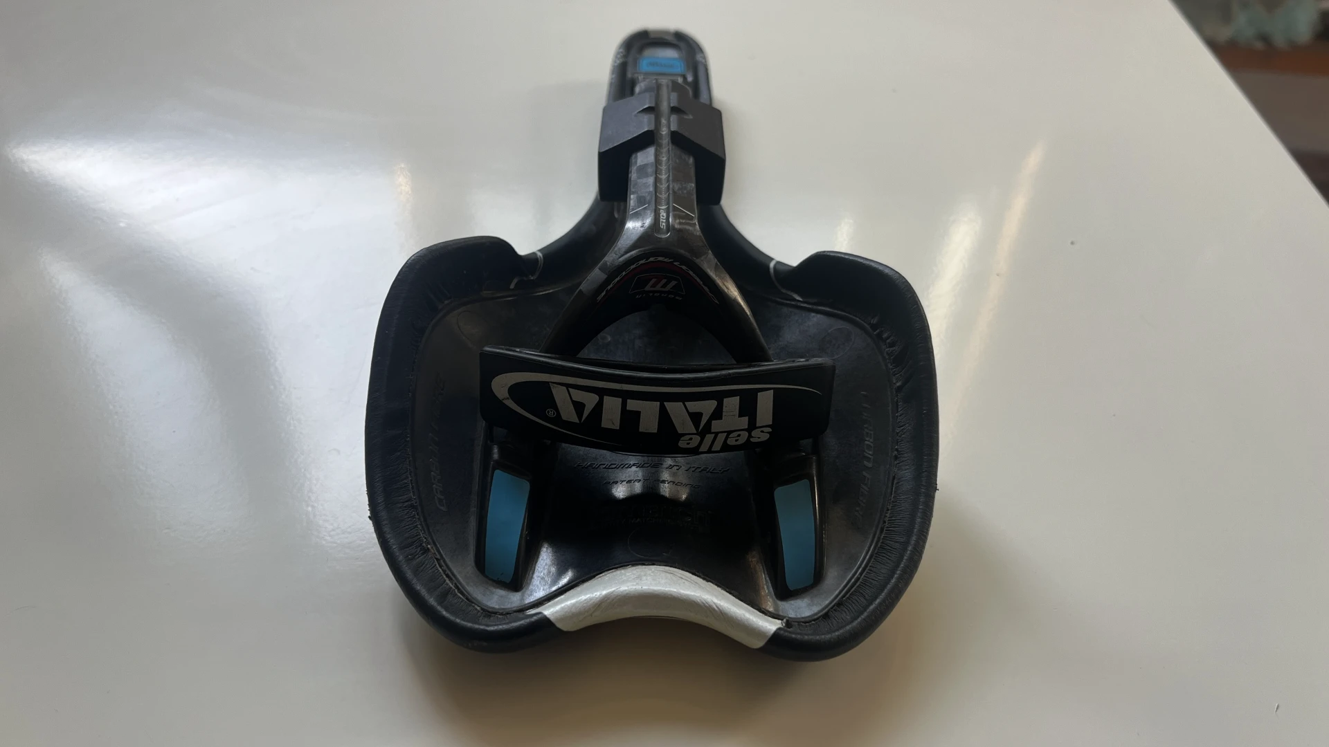 1. Selle Italia SLR Team Edition Monolink Flow