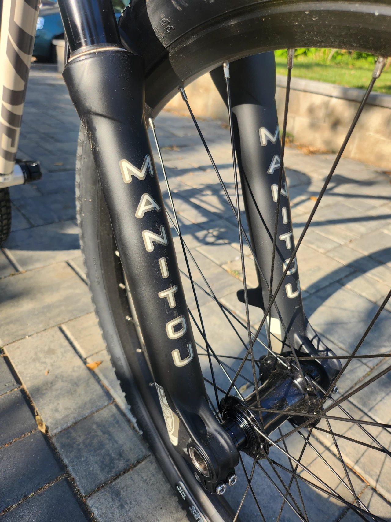 10. BICICLETA STREET-DIRT PIVOT CYCLES POINT SECOND HAND 2023