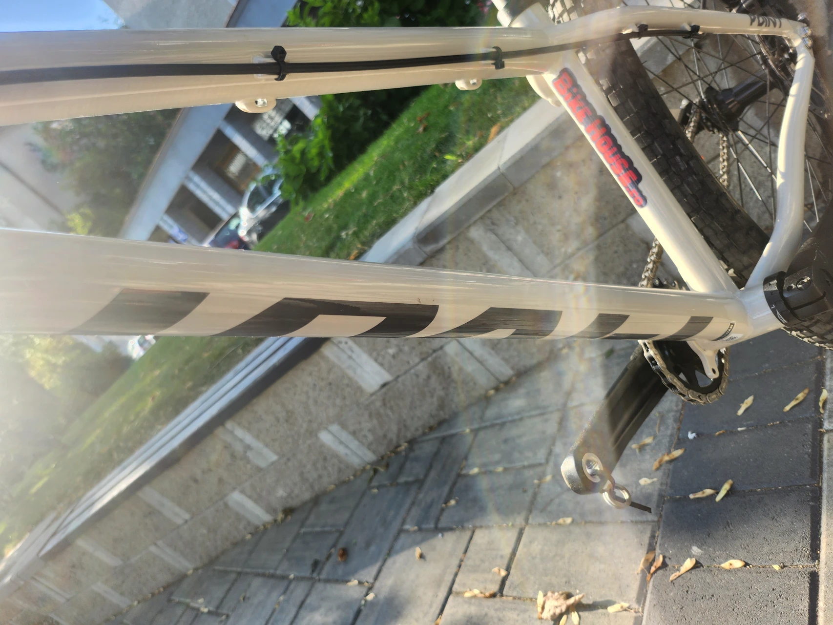 5. BICICLETA STREET-DIRT PIVOT CYCLES POINT SECOND HAND 2023