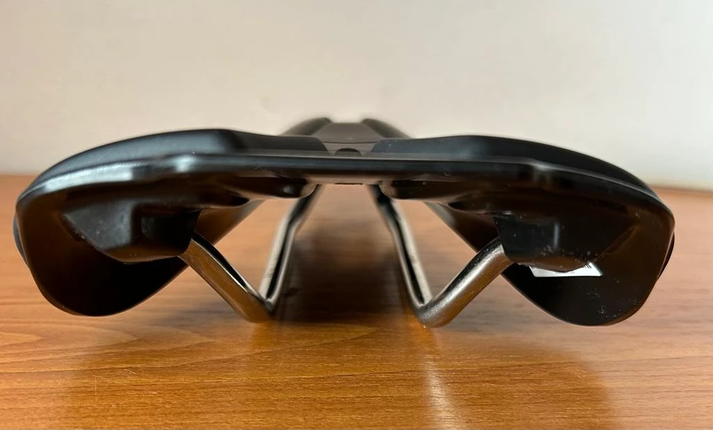 1. Șa PROLOGO Scratch M5 TiroX 140 mm