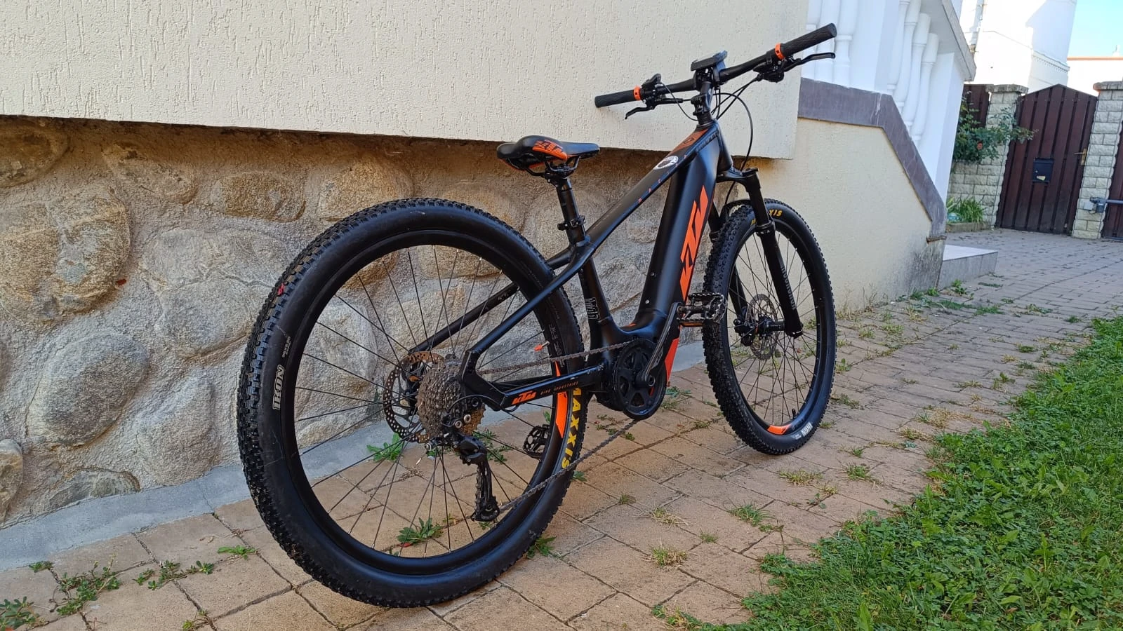 1. E-bike KTM -copii roti 26''