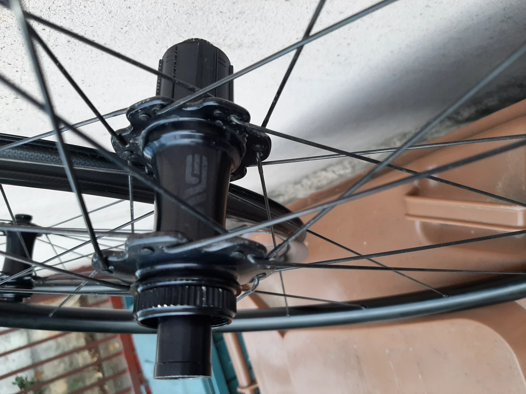 1. Srt roți DT Swiss R 470 dB noi