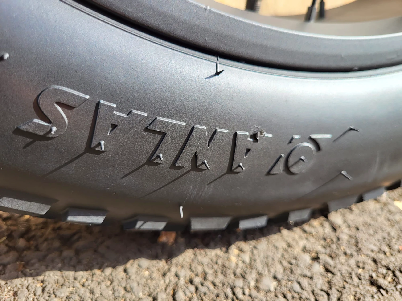 1. Vand bicicleta electrica volta cu ful acceleratie