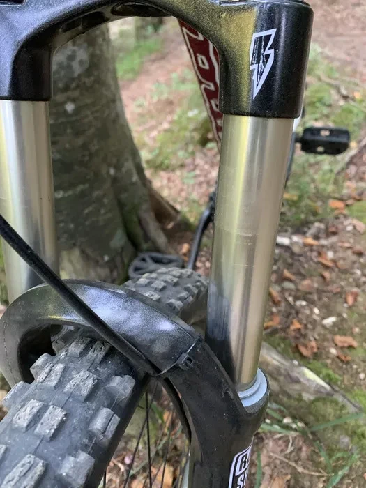 1. Bicicleta Kona Kula L - Mtb Trail 140 mm