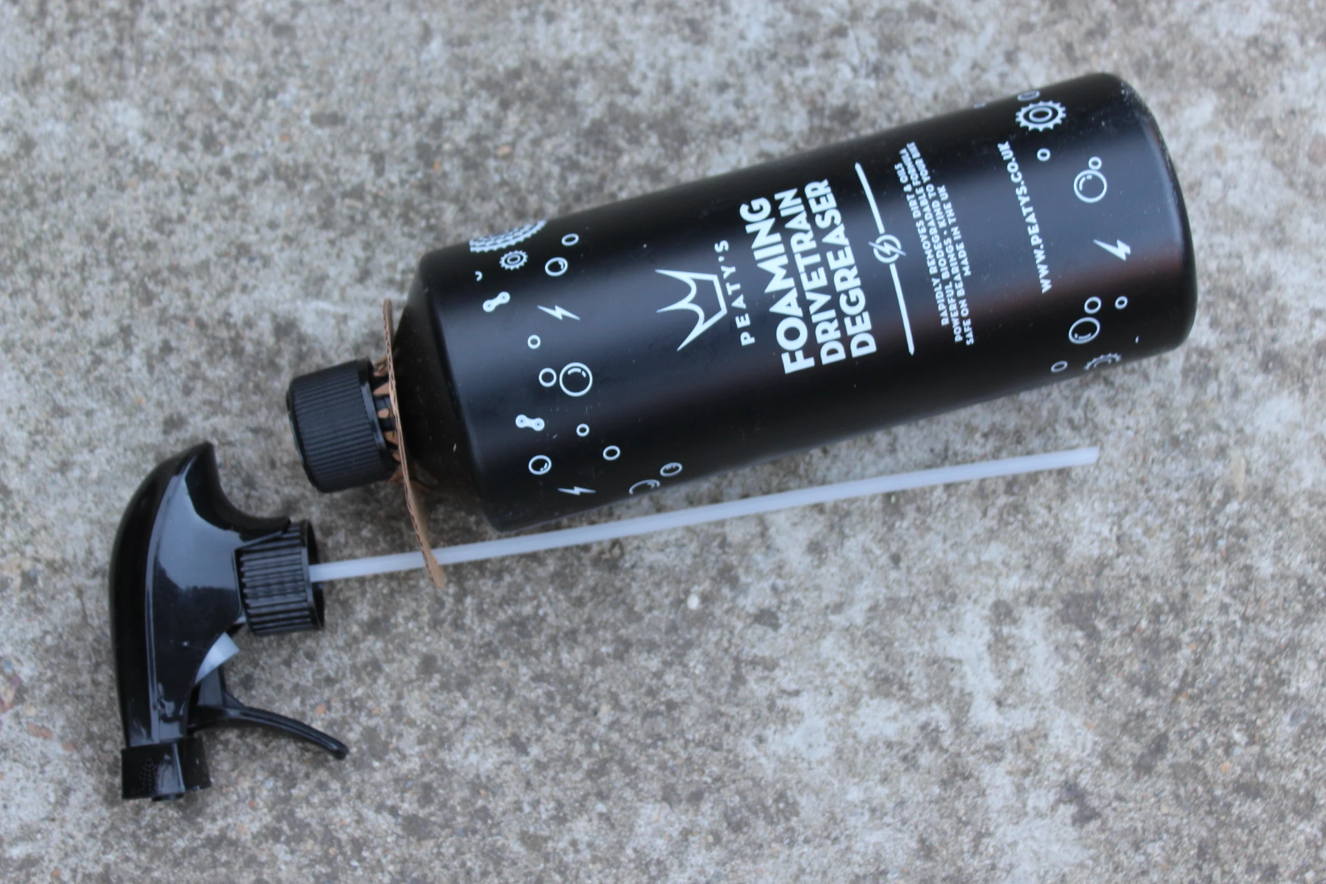 1. Solutie degresare lant, pinion Peaty's Foaming Drivetrain - 1000 ml