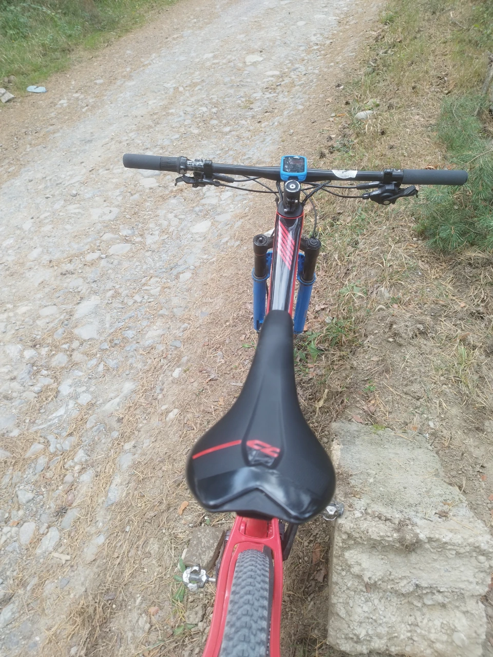 1. Vând bicicletă Merida Ninety six RC