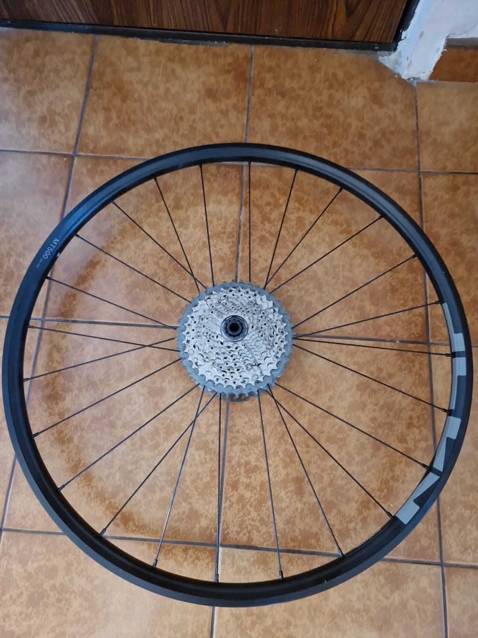 3. Set roți Shimano WH-MT500 29"