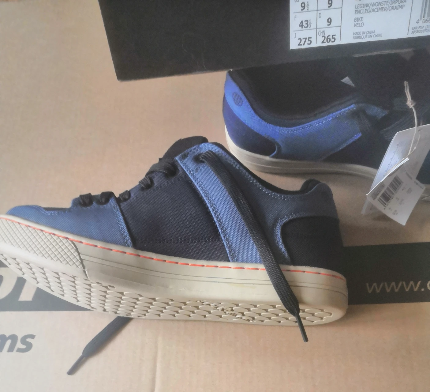 1. Five ten freerider canvas