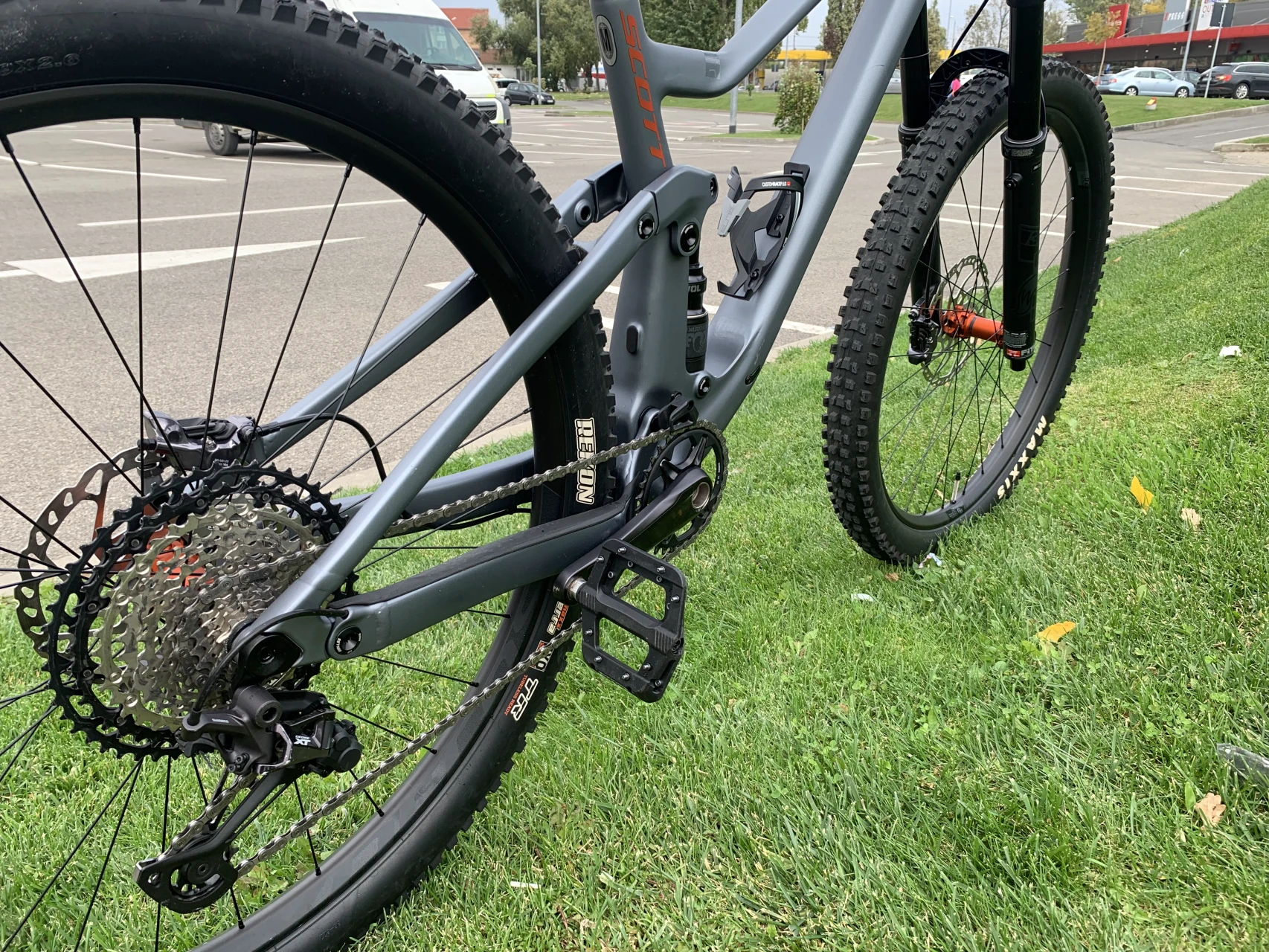 3. Scott Genius Carbon 29”