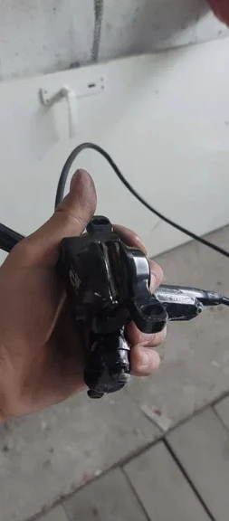 1. Vand frane Tektro Auriga Comp, placute aproape noi