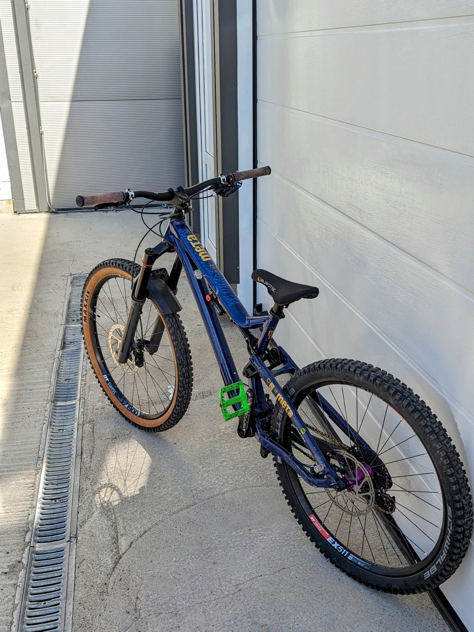 1. Commencal meta AM 29 2020 custom