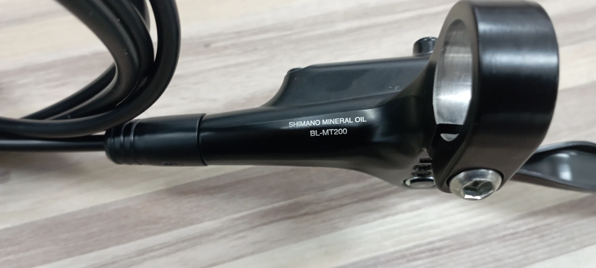 2. Frane disc hidraulice Shimano