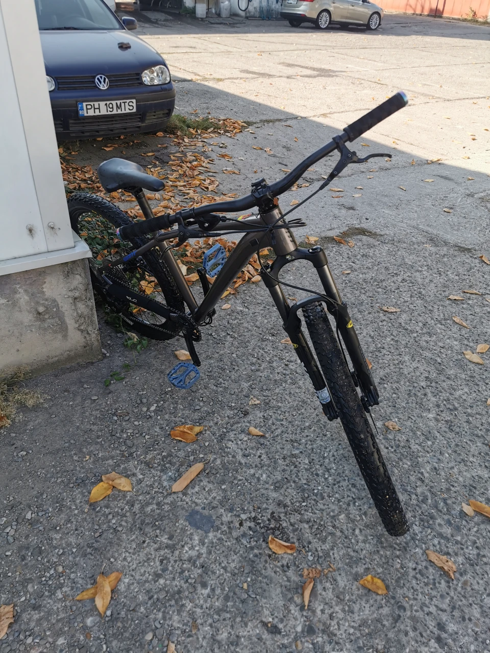 1. Hardtail giant stp 26