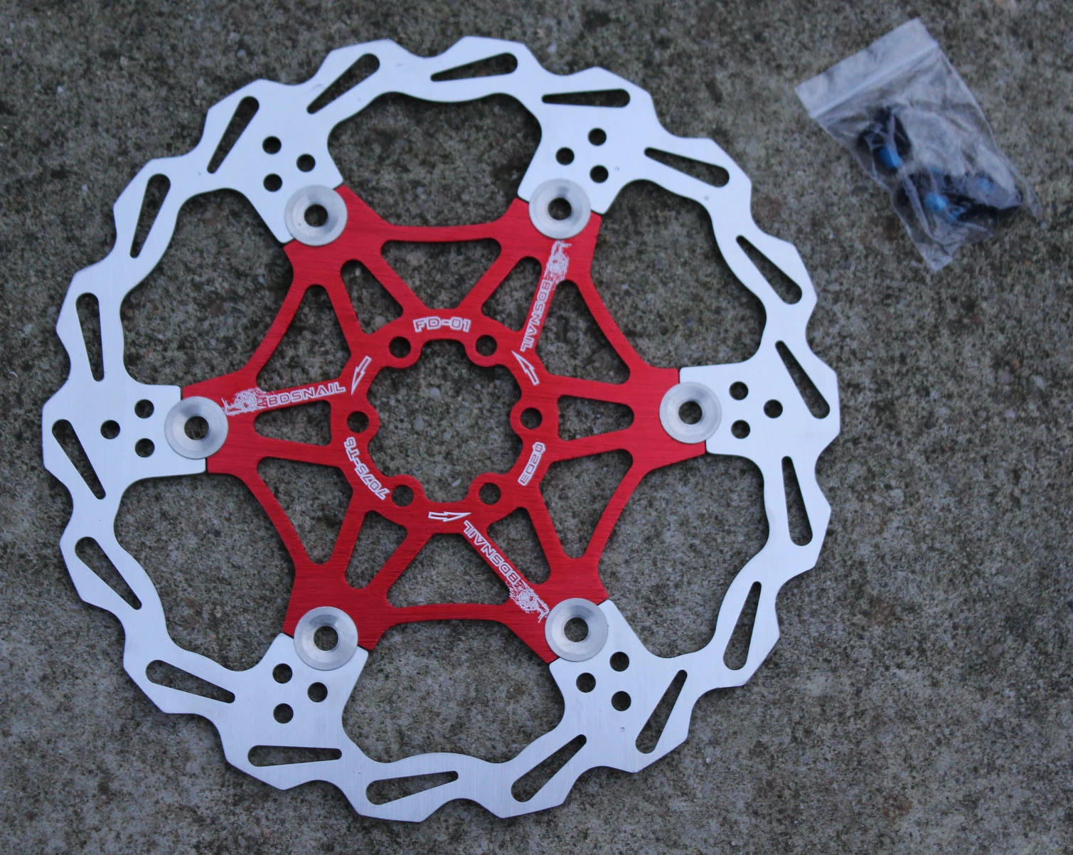 1. Snail Floating CNC 2-piece Disc Rotor - 203mm rosu