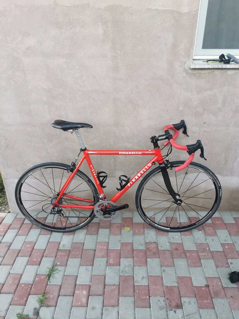 1. Cursiera pinarello