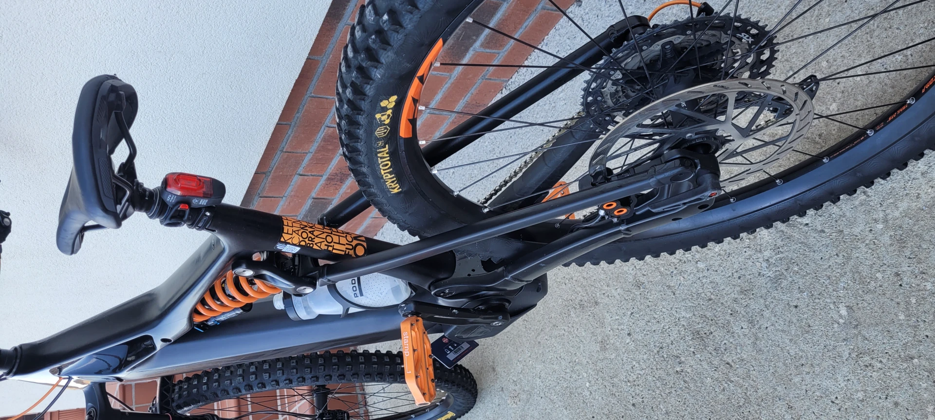 7. Vând bicicletă electrică KTM Macina Prowler Master Carbon model 2020