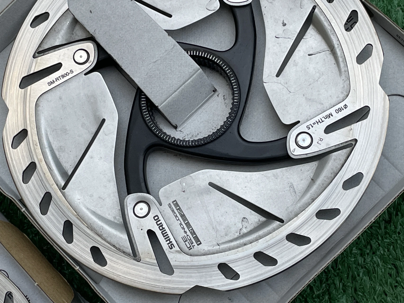 1. Disc shimano ultegra