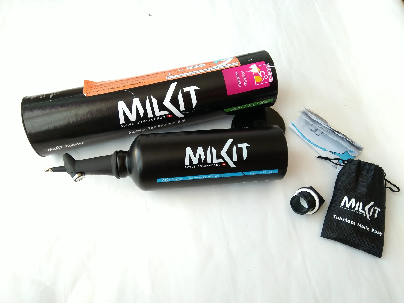 1. Kit umflare anvelope tubeless bicicleta Milkit