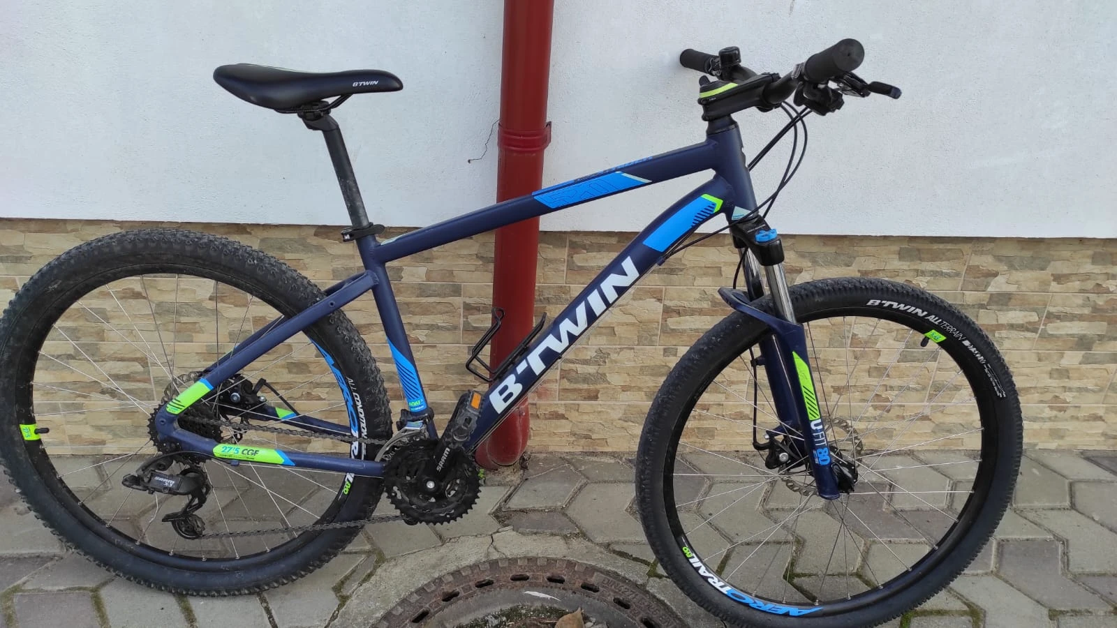 1. Bicicleta rockreider 27,5