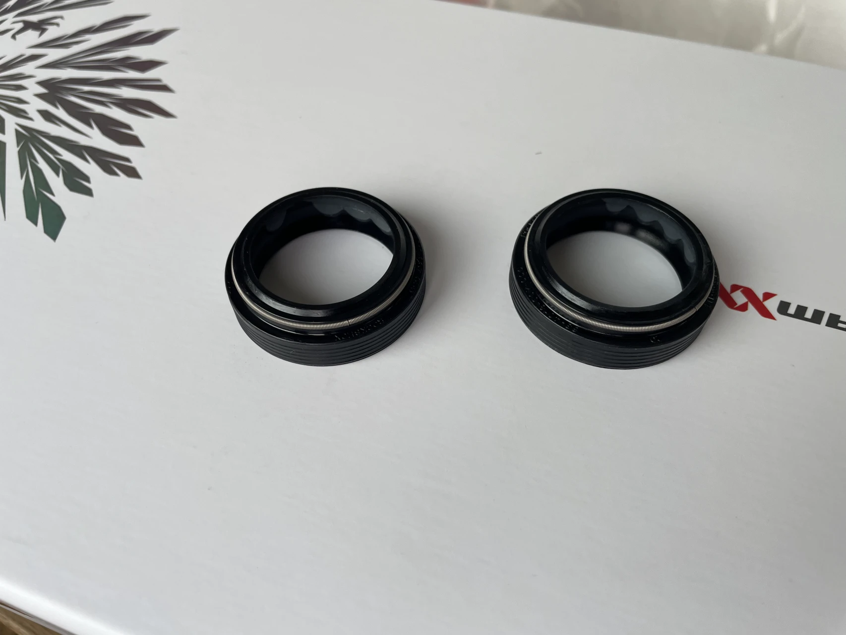 1. Semeringuri Rockshox 32mm