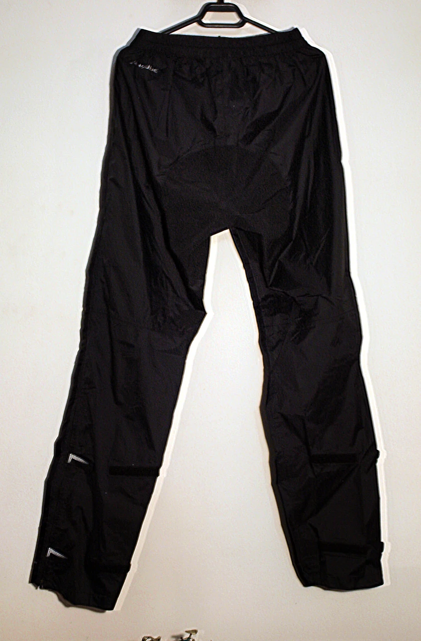 1. Pantaloni ploaie Vaude marime M long (50)