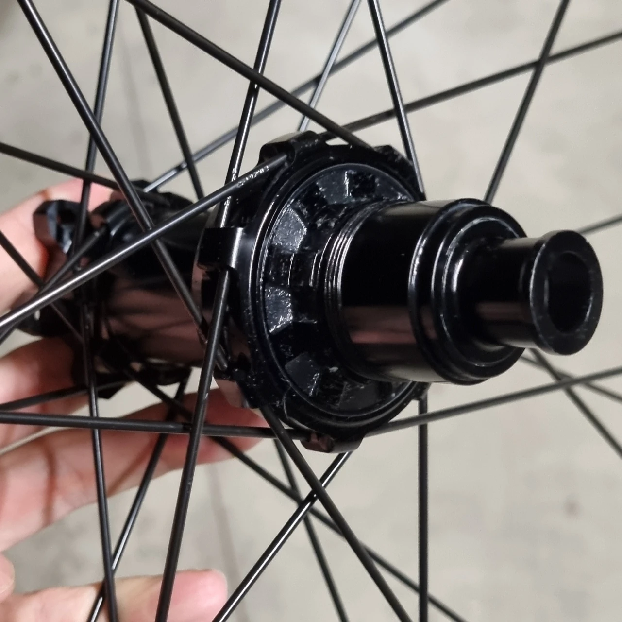 1. Roti boost Newmen Performance 30 pentru 29er