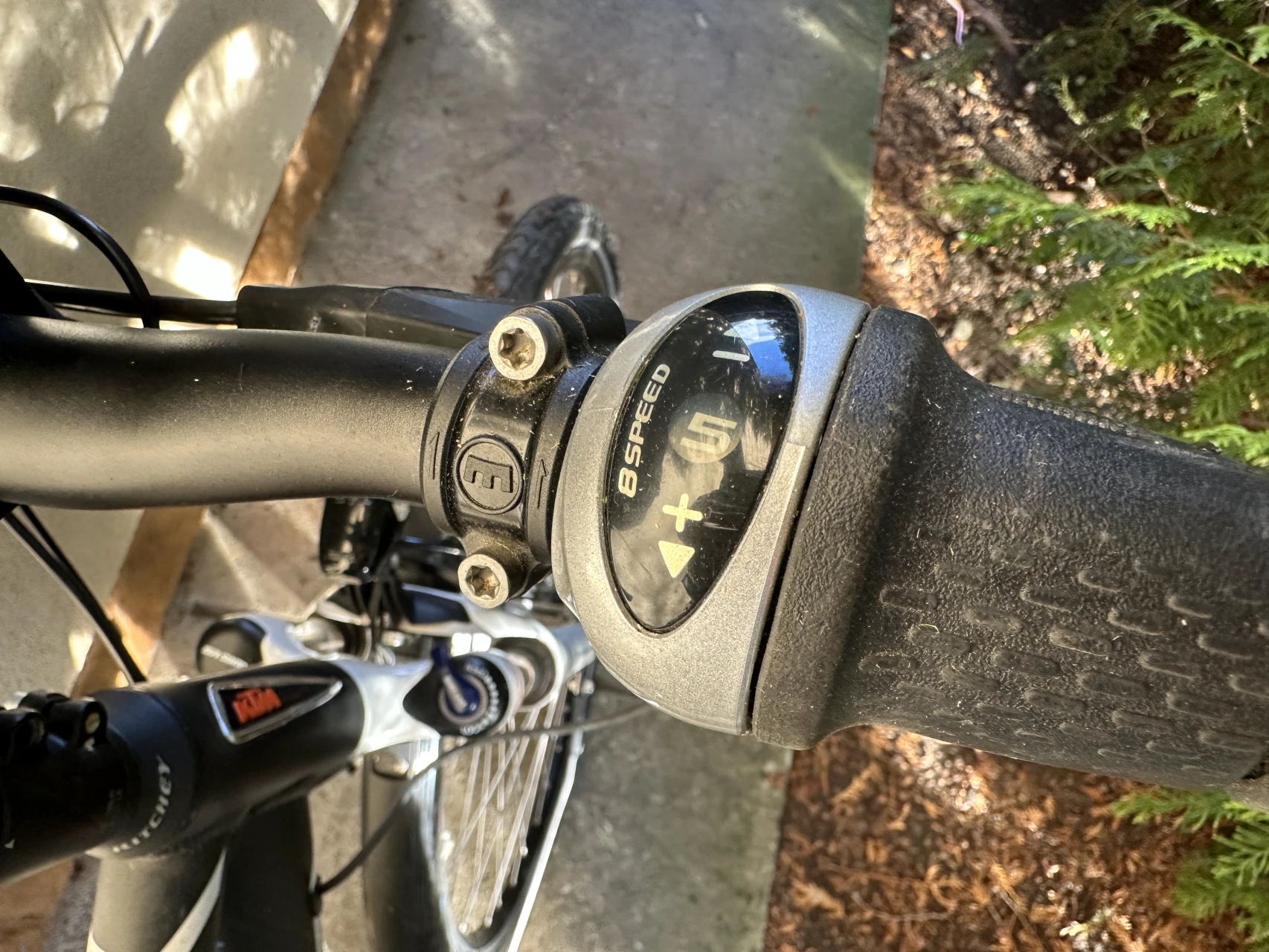 6. Ktm bosch electrica bicicleta macina street 8 nexus shimano