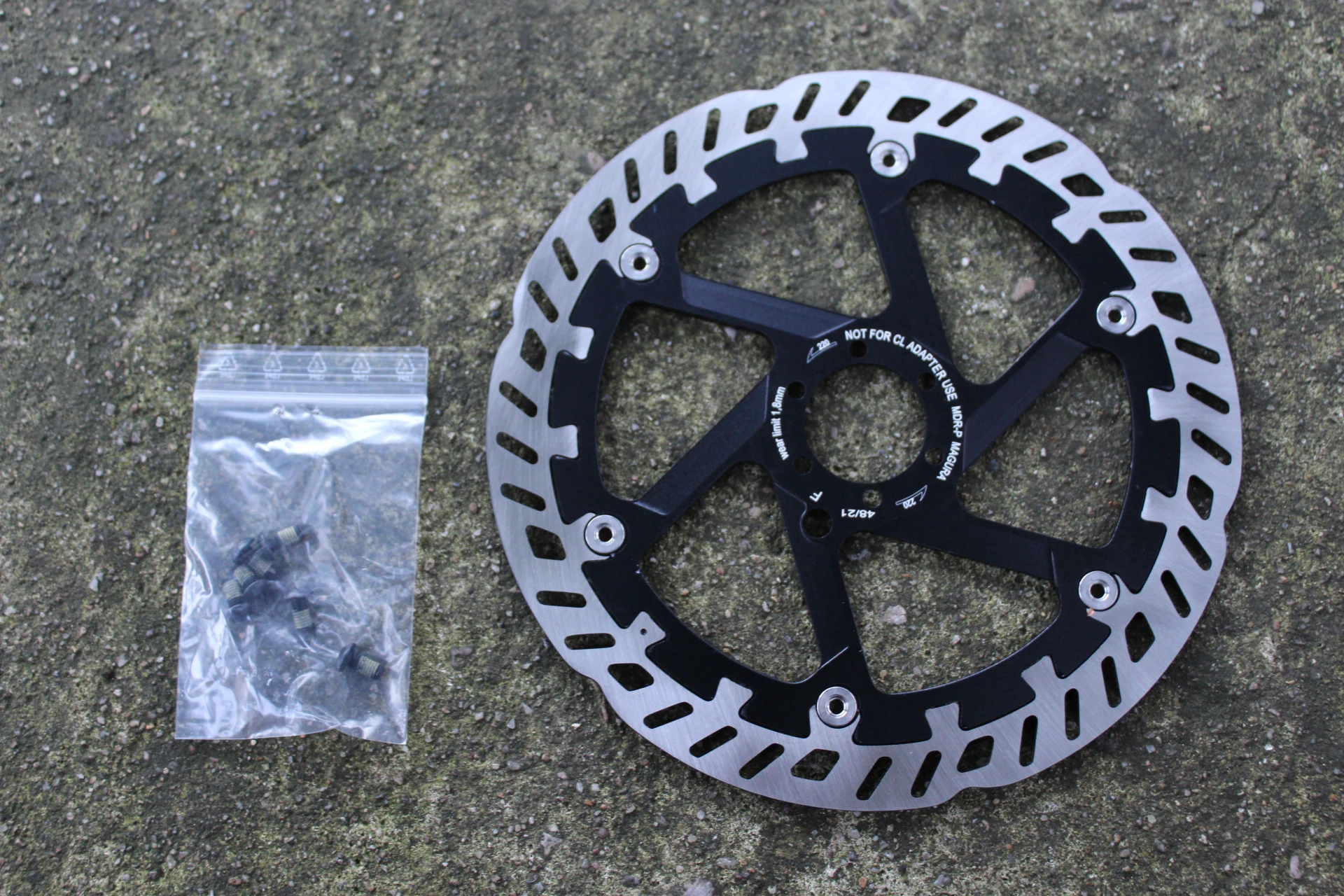 1. Magura MDR-P Disc Rotor 220mm - 2mm grosime
