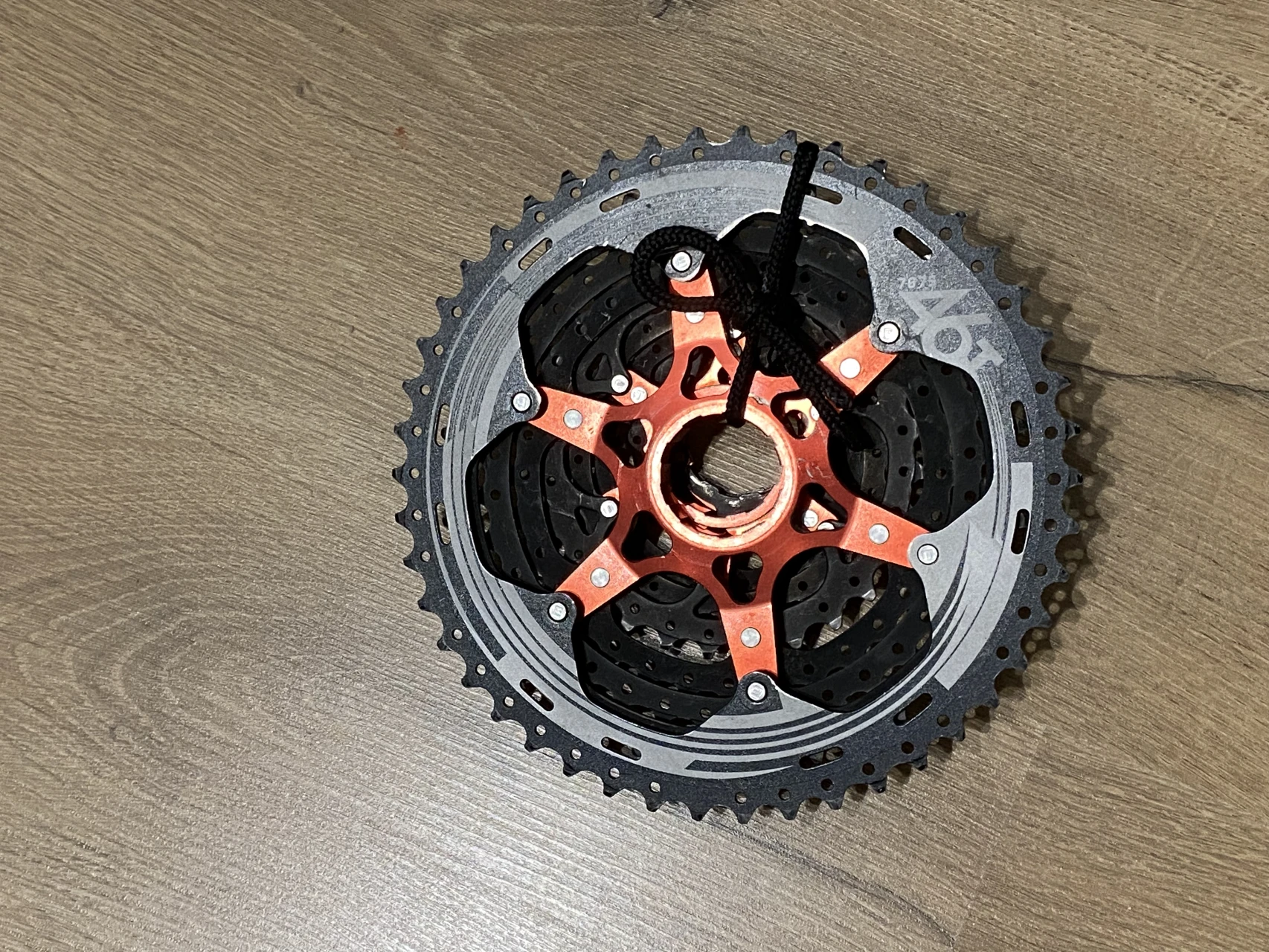 1. SunRace CSMX8 Cassette 11-speed - 11-46 - black chrome