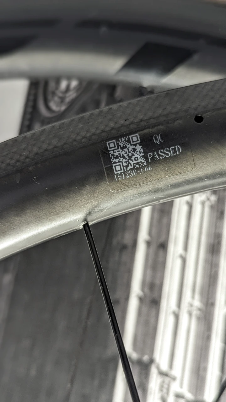 6. Roti cursiera Black Inc carbon