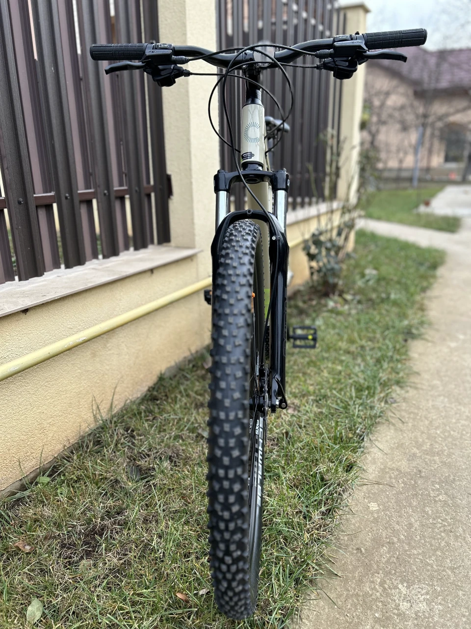 1. MTB Cannondale Trail 8 Quick
