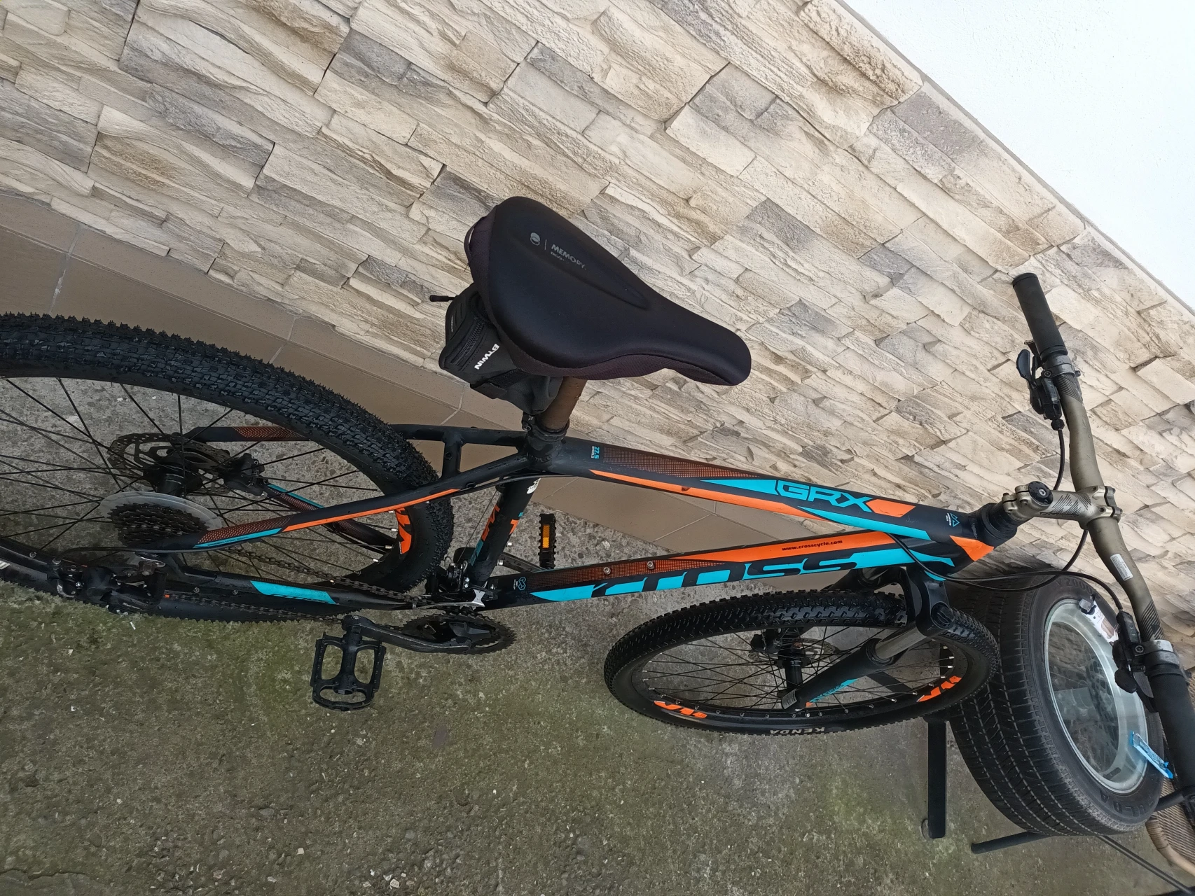 7. Bicicleta Cross mărimea 51 cm