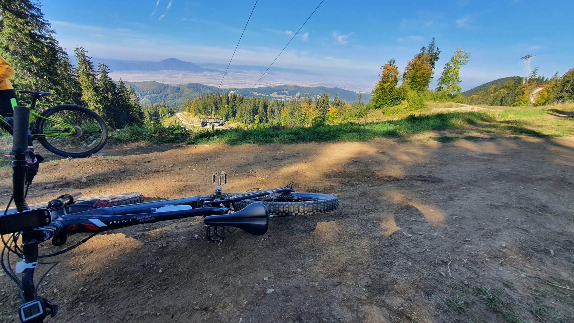 4. E-bike bicicleta full suspension Mondraker