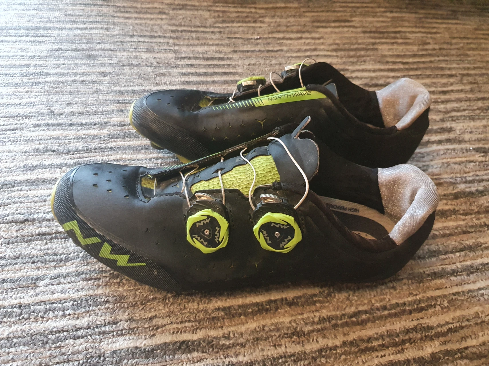 5. Pantofi ciclism Northwave rebel 2 marime 42