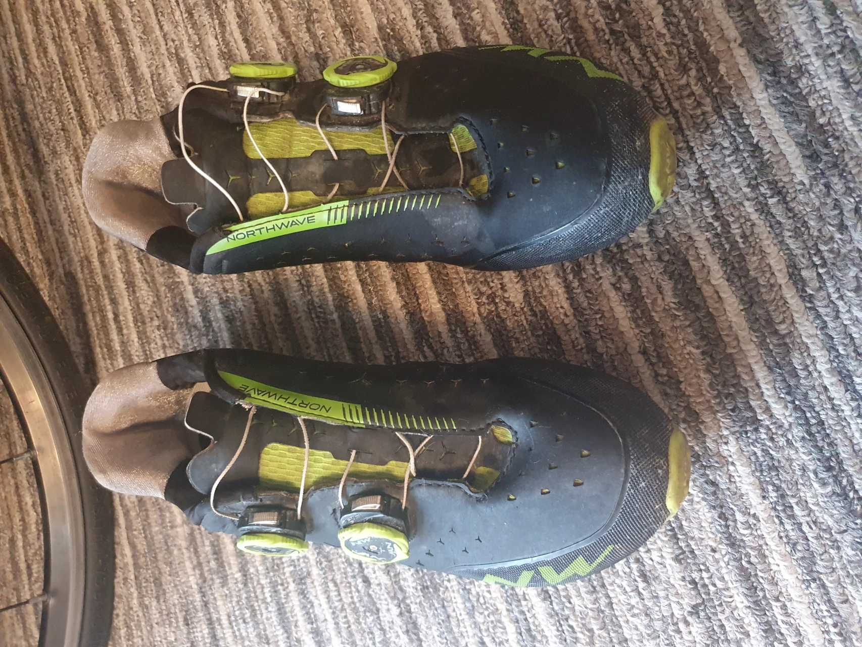 3. Pantofi ciclism Northwave rebel 2 marime 42