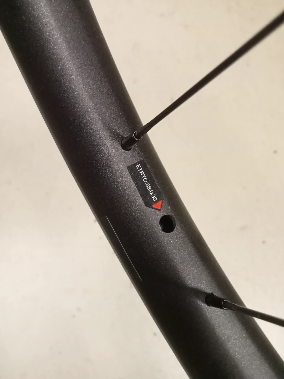 3. Roata fata Giant AM 27.5" 650b